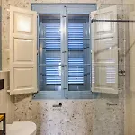 Exclusive 2br Townhouse With Garden *
