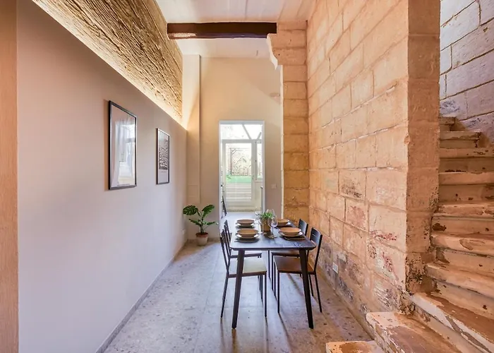 Feriehus Exclusive 2br Townhouse With Garden