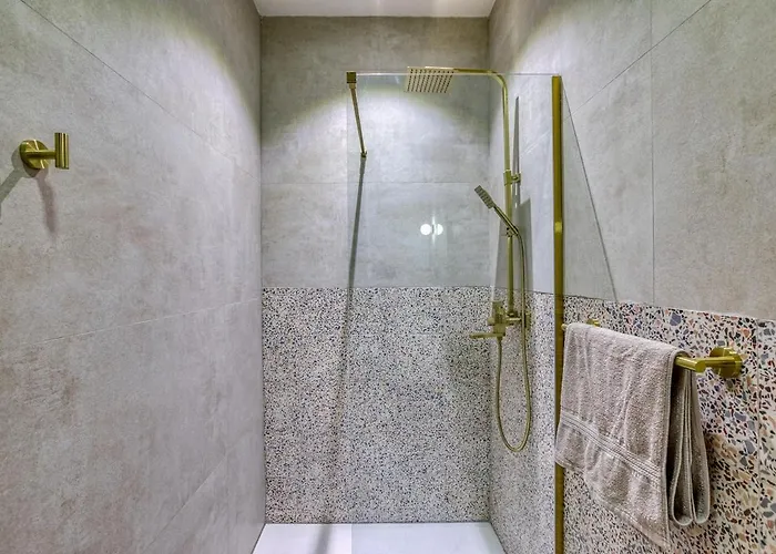 Exclusive 2br Townhouse With Garden Sliema