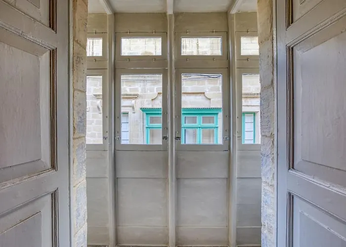 Vakantiehuis Exclusive 2br Townhouse With Garden *